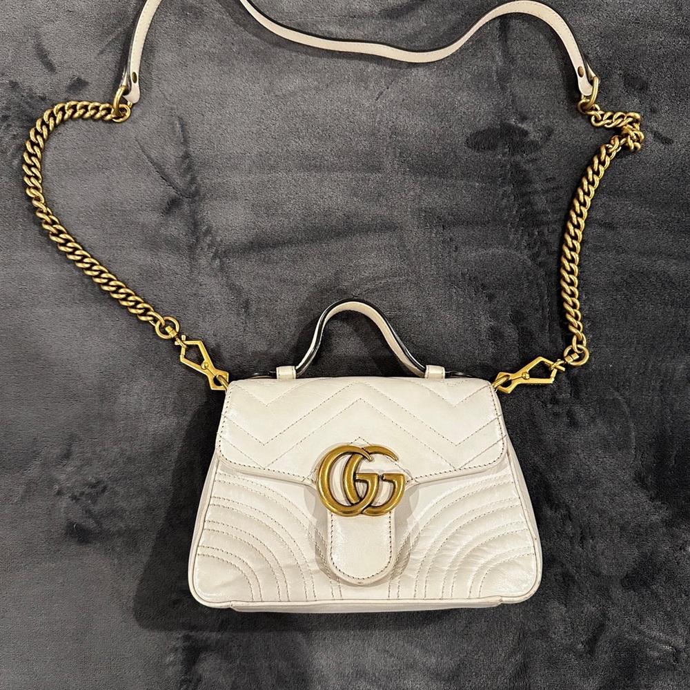Gucci Pre-Owned
GG Marmont Top Handle Flap Bag Matelasse Leather Mini satchel